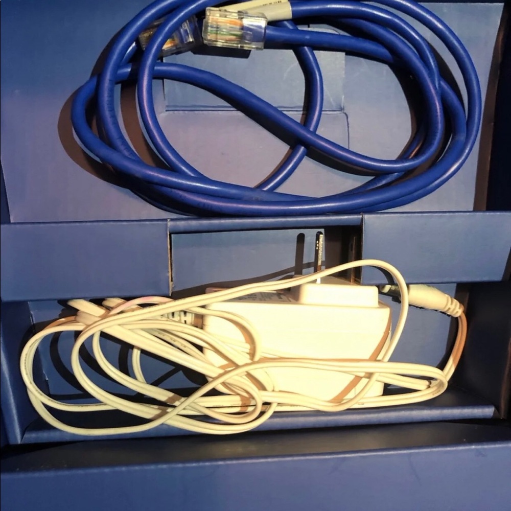 Valet Wireless Router - Picture 4 of 4